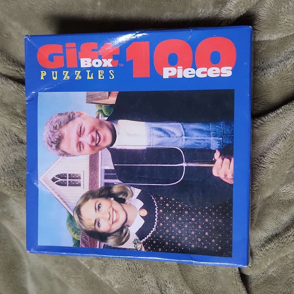 Vintage 90's politics Bill & Hillary Clinton jigsaw puzzle